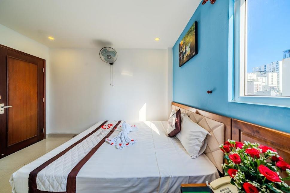 New Sky Hotel Da Nang Buitenkant foto