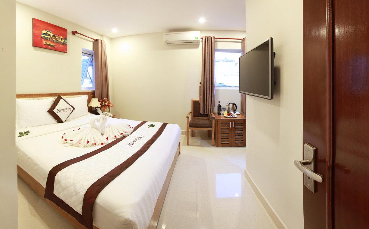 New Sky Hotel Da Nang Buitenkant foto