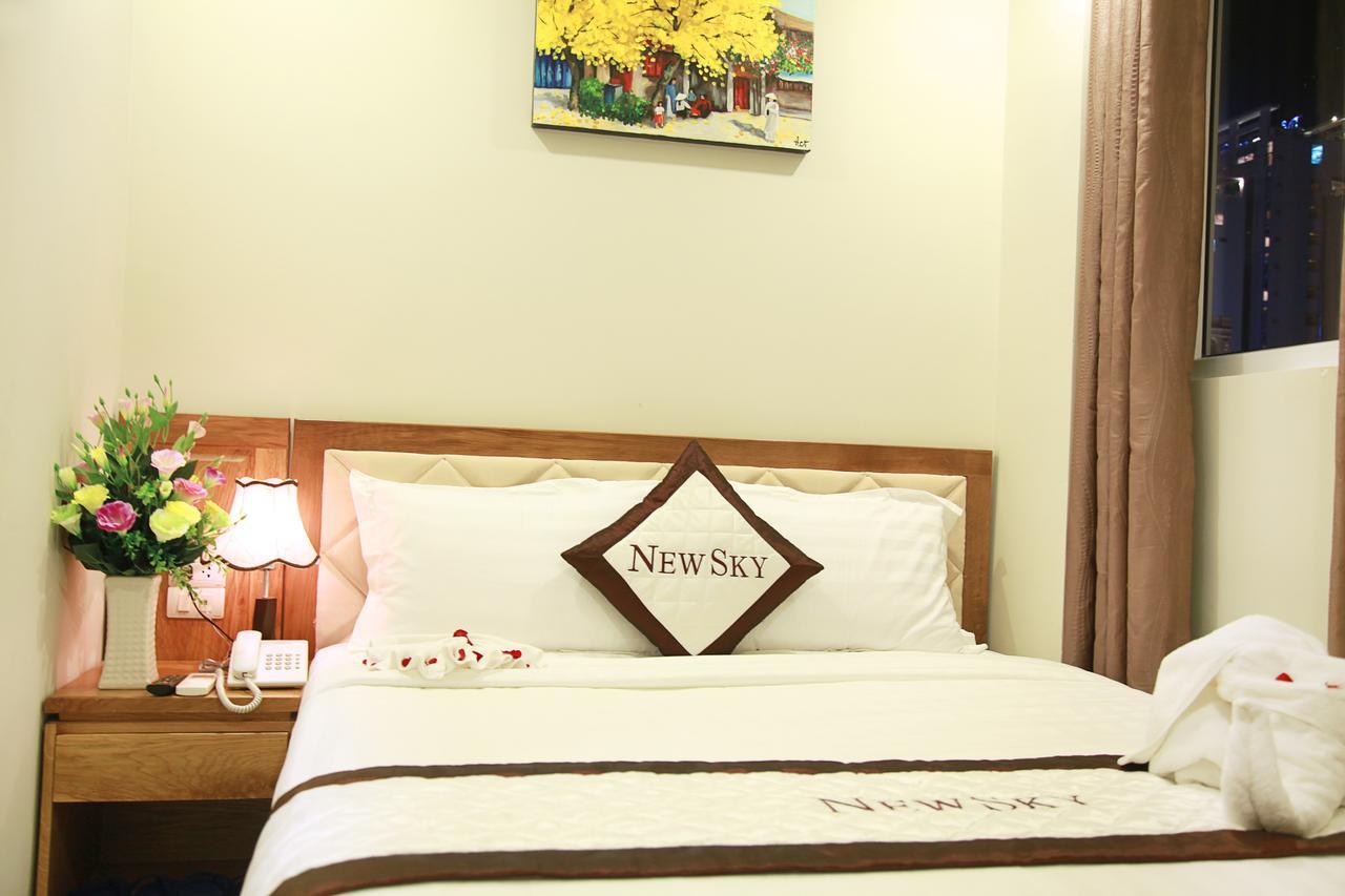 New Sky Hotel Da Nang Buitenkant foto