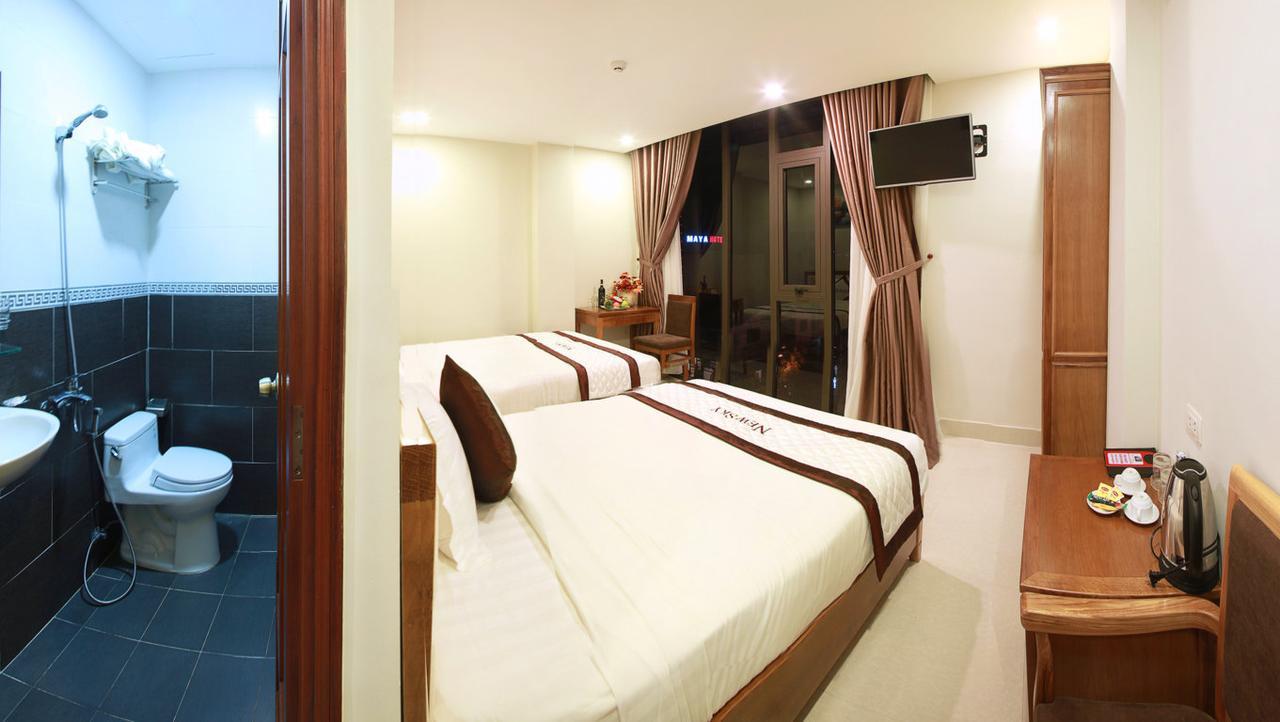 New Sky Hotel Da Nang Buitenkant foto